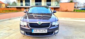 ŠKODA SUPERB 2 2.0 Tdi CR 103Kw RV 2012 Laurin & Klement - 3