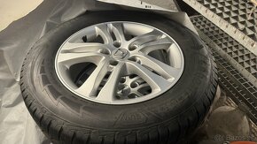 Predám Goodyear UltraGrip Performance SUV 225/65 R17 102H - 3