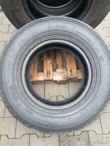 Letne 235/70R15 Avon - 3