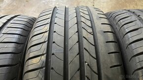 Letné pneu Goodyear 235/50 R18 - 3