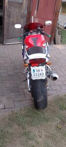 Honda cbr 900rr - 3