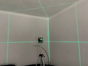 PROFI 12 líniový samonivelačný 3D laser, diaľkový ovládač - 3