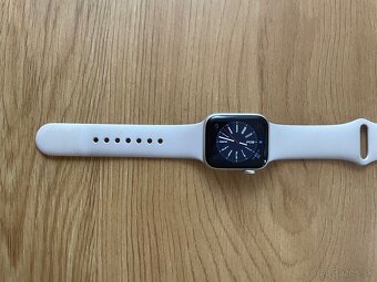 Apple Watch SE 2022 GPS 40mm - 3