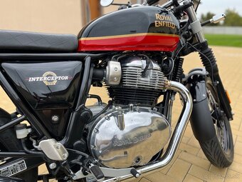 Royal Enfield Interceptor 650 Sunset Strip - 3