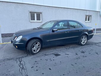 Mercedes-Benz W211 E220 CDI - 3