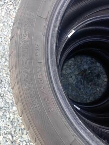 Pneu 215/50r17. 91V.  Goodyear - 3