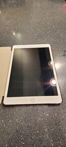 Apple iPad 8 128GB - 3