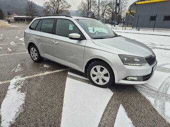 Predám Škoda Fabia 1,2 TSI benzín r.v. 01/2017 - 3