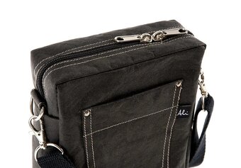 Pánska crossbody taška OSKAR čierna – z prateľného papiera - 3