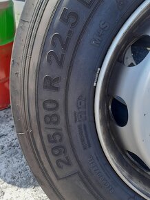 295/80R22,5 Barum - 3