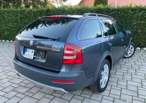 Skoda octavia 2.0 tdi scout 4x4 - 3