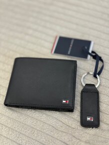 Tommy Hilfiger peňaženka s klúčenkou darčekový set - 3