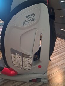 Predám luxusnú autosedačku Britax Römer Advansafix III - 3