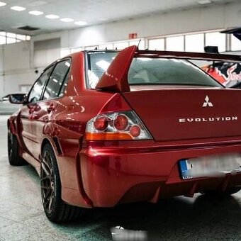 Mitsubishi Lancer Evo 8 - 3