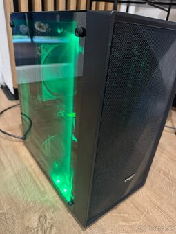 ✅ PC - Xeon - 20 vlákien, 16-32 GB, RX 580 8GB, SSD + HDD ✅ - 3