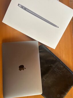 MacBook Air - 3