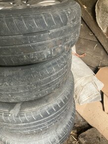 Lentne pneu disky R15 - 3