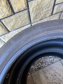 295/40 r22 Pirelli - 3