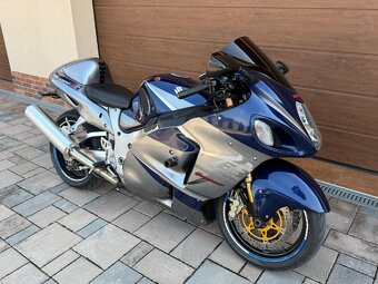 Suzuki Hayabusa GSXR-1300 - 3