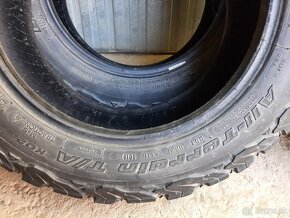 BF Goodrich 215/65 r16 - 3