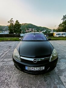 Opel Astra H 1.8i - 3