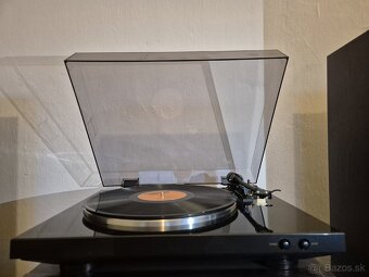 Gramofón Denon DP 300F - 3