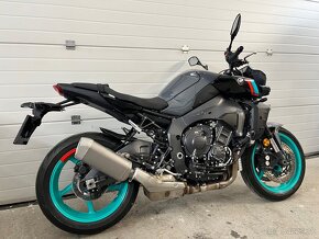 Yamaha mt10 2023 - 3