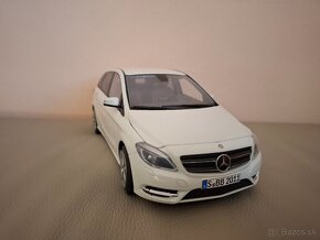 MERCEDES-BENZ ☆ B180 ☆ 1:18 ☆ Norev ☆ - 3