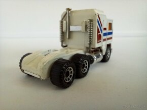 MATCHBOX CONVOY - KENWORTH - POZRI DETAILNÉ FOTO - 3