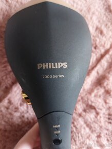 Naparovač odevov Philips 7000 Series STH7060/80 - 3