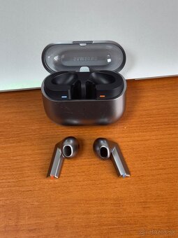 Samsung Galaxy Buds 3 - 3