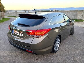 Hyundai i40 CW 1.7crdi 100kw 2012 - 3