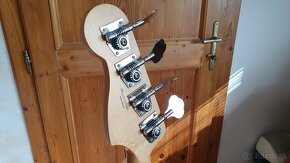 SX precision bass - 3