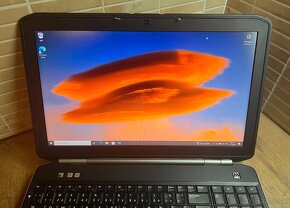 Dell E5520 / i5-2520M / 8GB RAM / 128GB SSD / 15.6" - 3