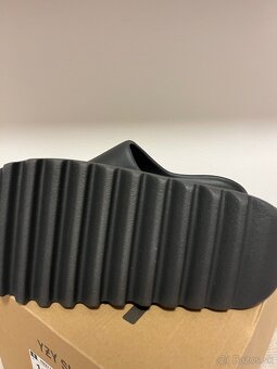 Yeezy Slide Onyx - 3