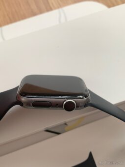 Apple Watch 5 series 44 mm - 3