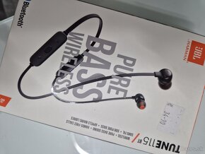 JBL Bluethoot sluchadla - 3