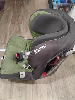 Predám autosedačku Britax Romer King plus - 3