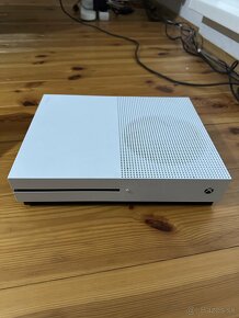 Xbox One S 500GB + Originalna Krabica + 1 ovládač zadarmo - 3