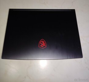 Predám Herný Notebook MSI THIN GF63 12VE-254CZ ČIERNY - 3