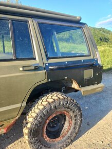 Jeep Cherokee XJ 4.0 - 3