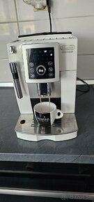 Kávovar DeLonghi INTENSA - 3