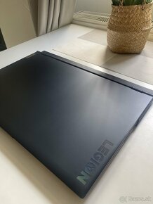 Lenovo Legion 5 17ITH6H - 3