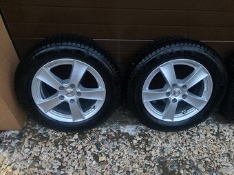 Predam zimnu sadu continental 5x112 R16 215/60R16 VW SKODA - 3