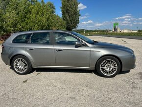 Alfa Romeo 159 2.2JTS - 3