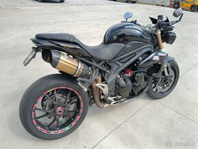 Triumph speed triple 1050 - 3