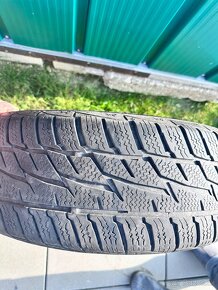 Predám zimne pneumatiky 195/65R15 na diskoch 4x108 - 3