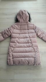 Ružová bunda s kapucňou - 3