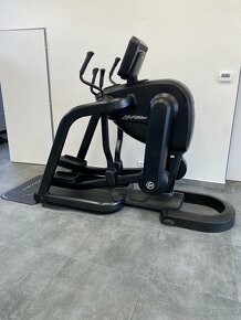 Life Fitness Discover SE3HD Flex stridder-black edition - 3