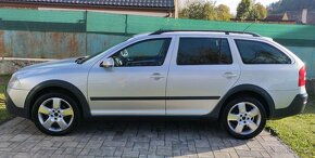 Škoda Octavia Combi Scout, 2.0TDI 4x4 XENON - 3